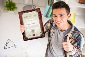 Atención a jóvenes Carlos Peñaloza